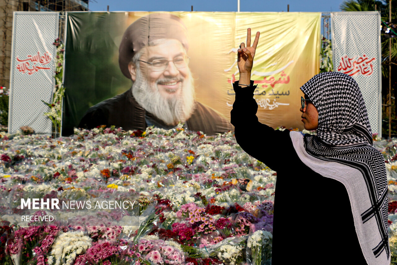 شوق از عملیات وعده صادق در میدان فلسطین/گلباران میلیونی شوق از عملیات وعده صادق در میدان فلسطین/گلباران میلیونی