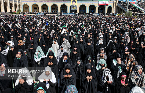 اقامه نماز جمعه به امامت رهبر معظم انقلاب اسلامی