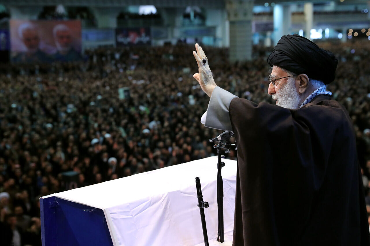 Thousands attend Nasrallah commemoration ceremony in Tehran