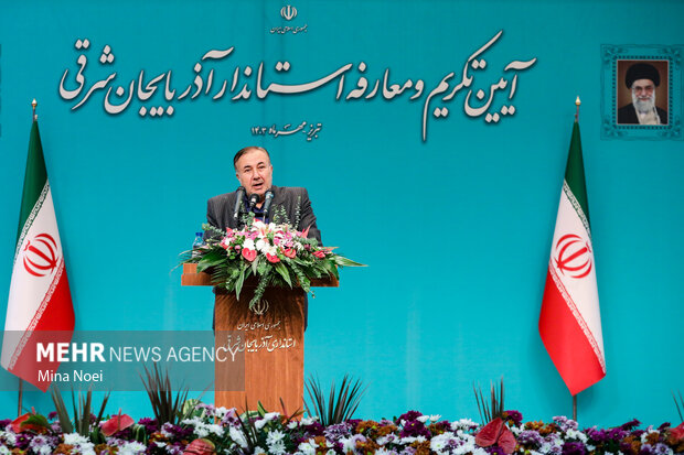 امیدواریم از خود نام نیک به جای بگذارید امیدواریم از خود نام نیک به جای بگذارید