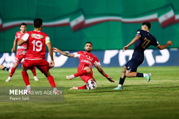 لیگ برتر فوتبال – پرسپولیس و چادرملو