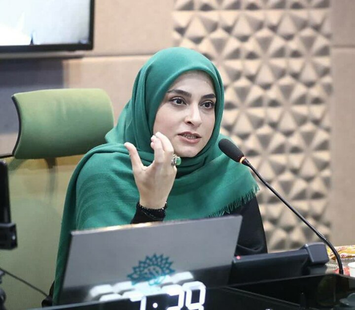 جان و آنِ شاعر، معیارهای زبان؛ خیال و اندیشه نو مهمتر از زبانبازی