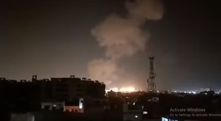 Pakistan'da havalimanı yakınında patlama Pakistan'da havalimanı yakınında patlama