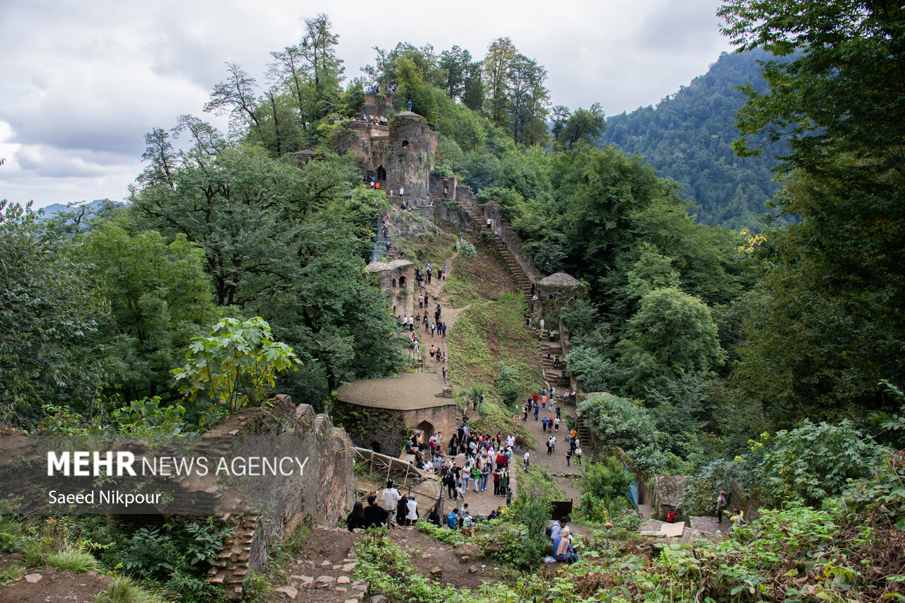 سهگانه اشتغال، محیط زیست و گردشگری مطالبه گیلانیها از استاندار