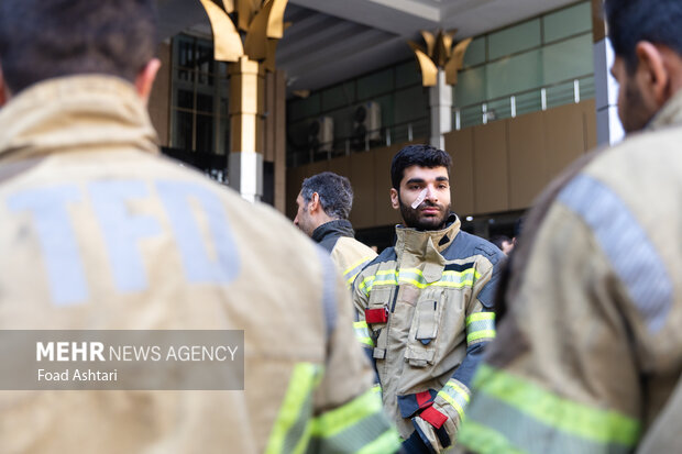 مسابقه پلهنوردی آتشنشانان در برج میلاد مسابقه پلهنوردی آتشنشانان در برج میلاد