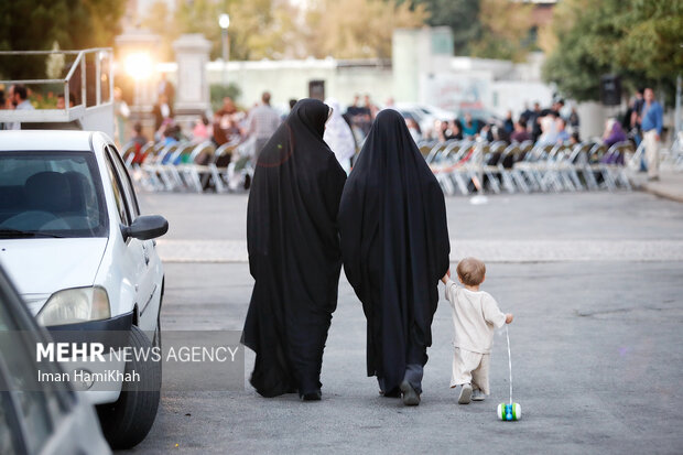 آیین رونمایی از پوستر بیست و نهمین جشنواره بین المللی تئاتر کودک و‌نوجوان در همدان