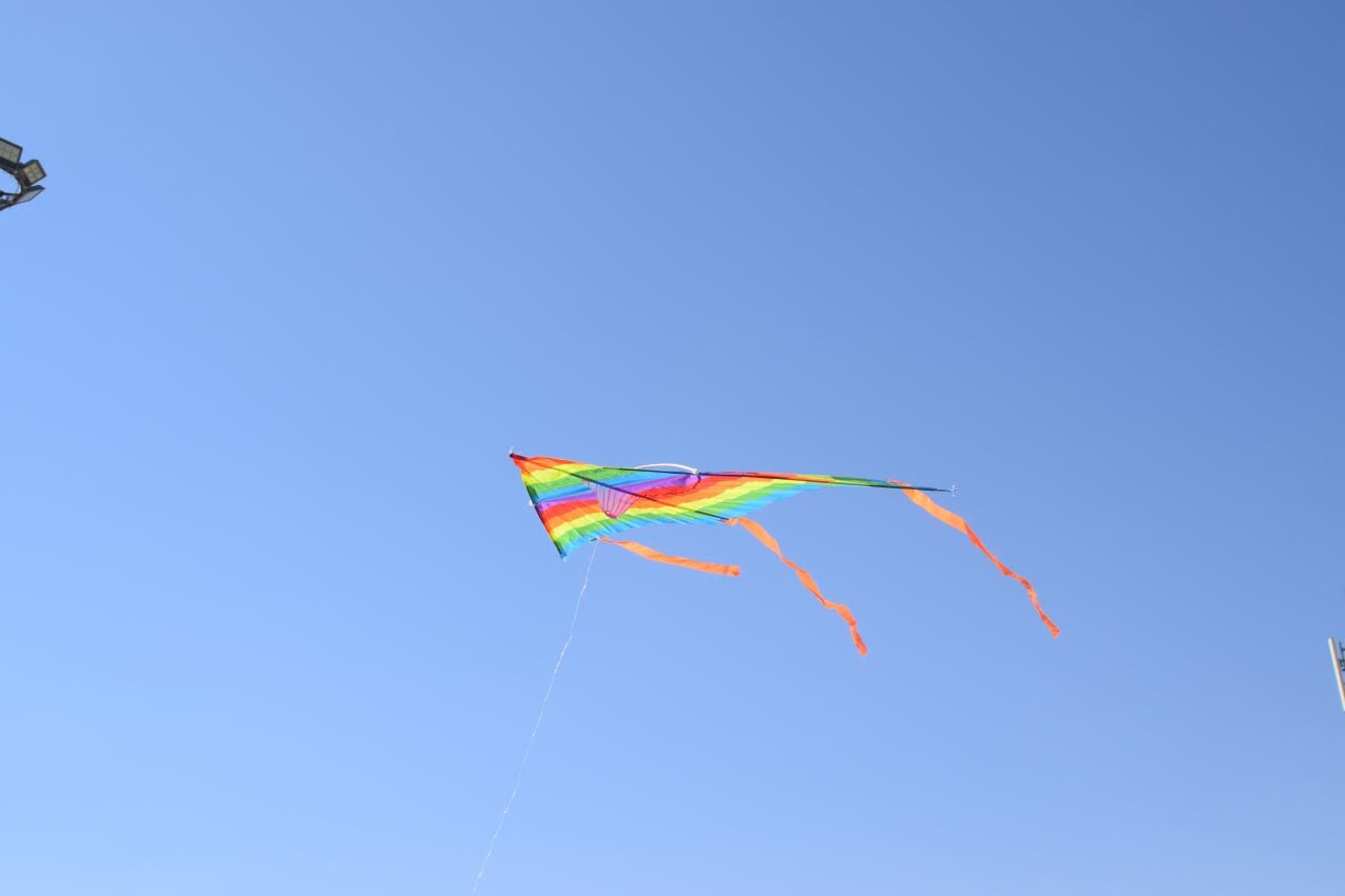 جشنواره بزرگ بادبادکها در بهاباد برگزار شد