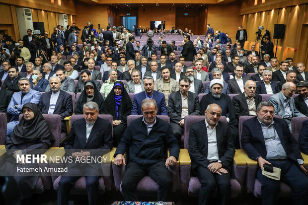 مطالبات فراوان بخش خصوصی گردشگری از پزشکیان / قسم دادن رئیس جمهور