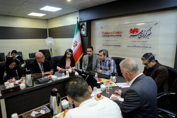 Syrian media delegation visits Tehran Times office to discuss cooperation