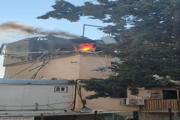 تداوم حملات موشکی و ایستادگی در برابر حملات زمینی رژیم صهیونیستی تداوم حملات موشکی و ایستادگی در برابر حملات زمینی رژیم صهیونیستی