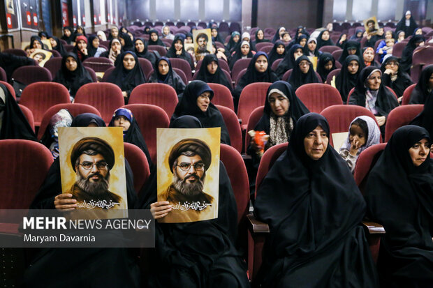 همایش بانوان حامی مقاومت در بجنورد