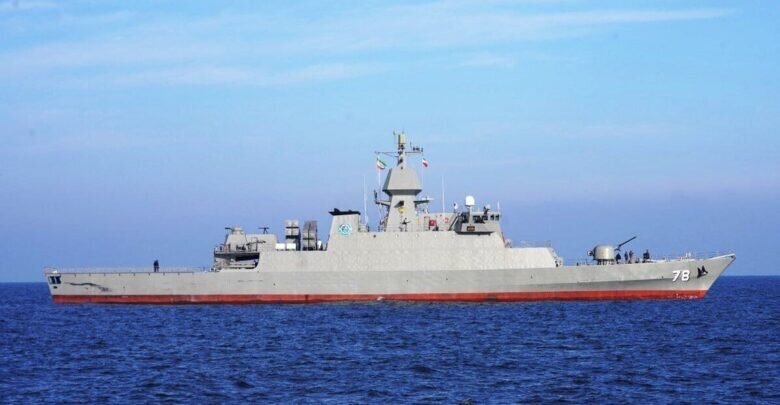 Iran’s Jamaran destroyer hosts meeting between envoy, Army officers in Oman