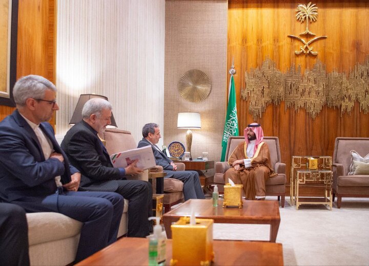 دیدار عراقچی با محمد بن سلمان