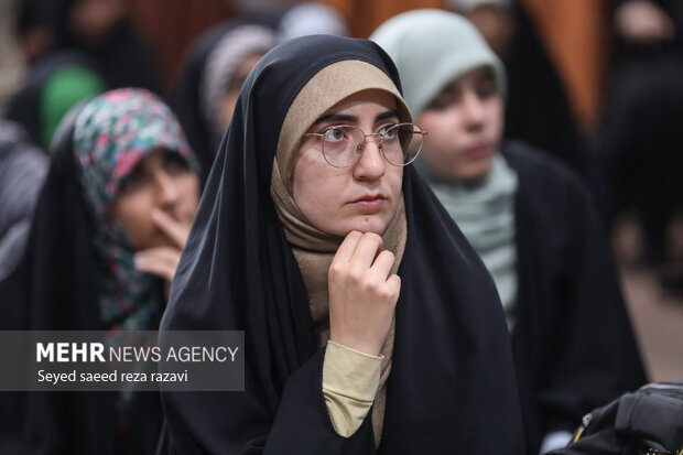 نشست زنان پشتیبان مقاومت
