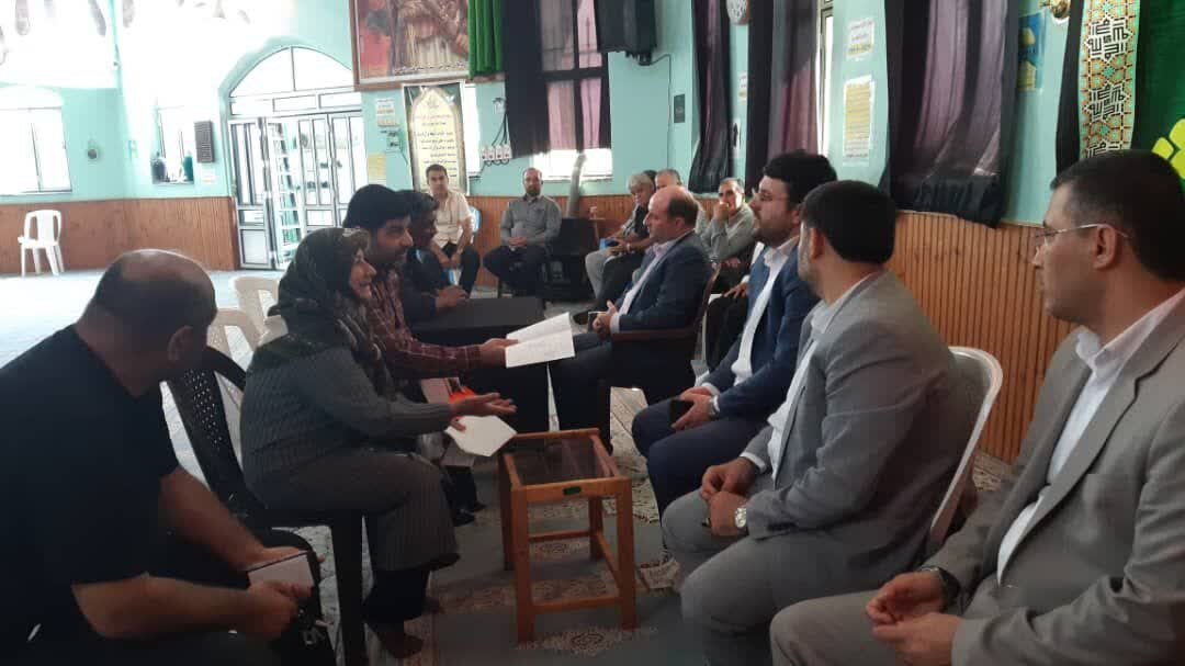 هفتمین میز خدمت دستگاه قضا در بندر آستارا برگزار شد