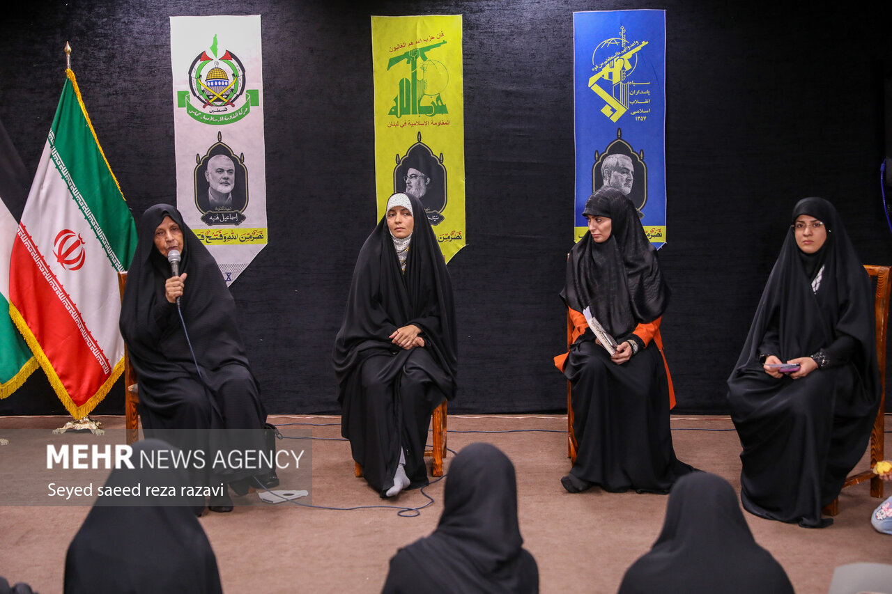 نهال مقاومت با زنده داشت یاد و سیره شهدا رشد مییابد