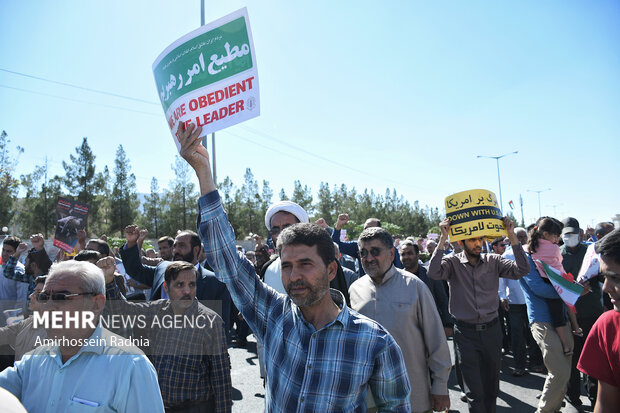 Birjand people hold anti-Zionist rally on Friday