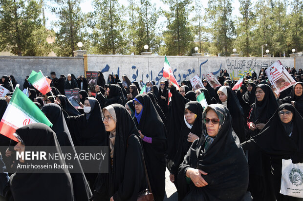 Birjand people hold anti-Zionist rally on Friday