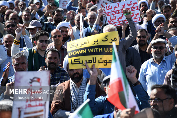 Birjand people hold anti-Zionist rally on Friday