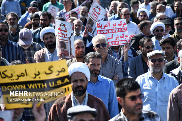 Birjand people hold anti-Zionist rally on Friday