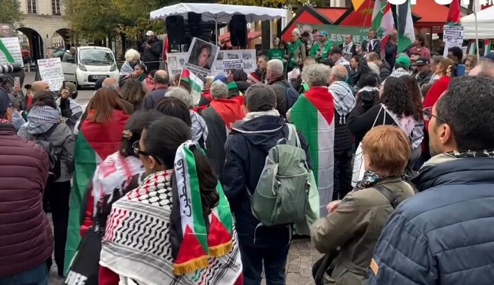 İsveç'te, İsrail'in Gazze ve Lübnan'a saldırıları protesto edildi