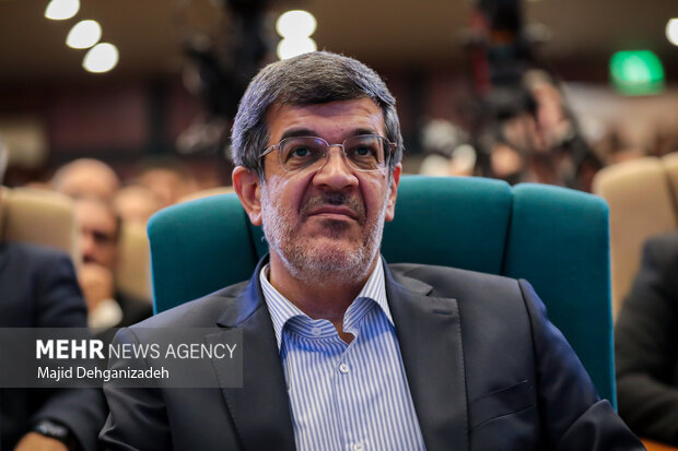 استاندار یزد: حضور حضرت آقا دلها را آرام کرد استاندار یزد: حضور حضرت آقا دلها را آرام کرد