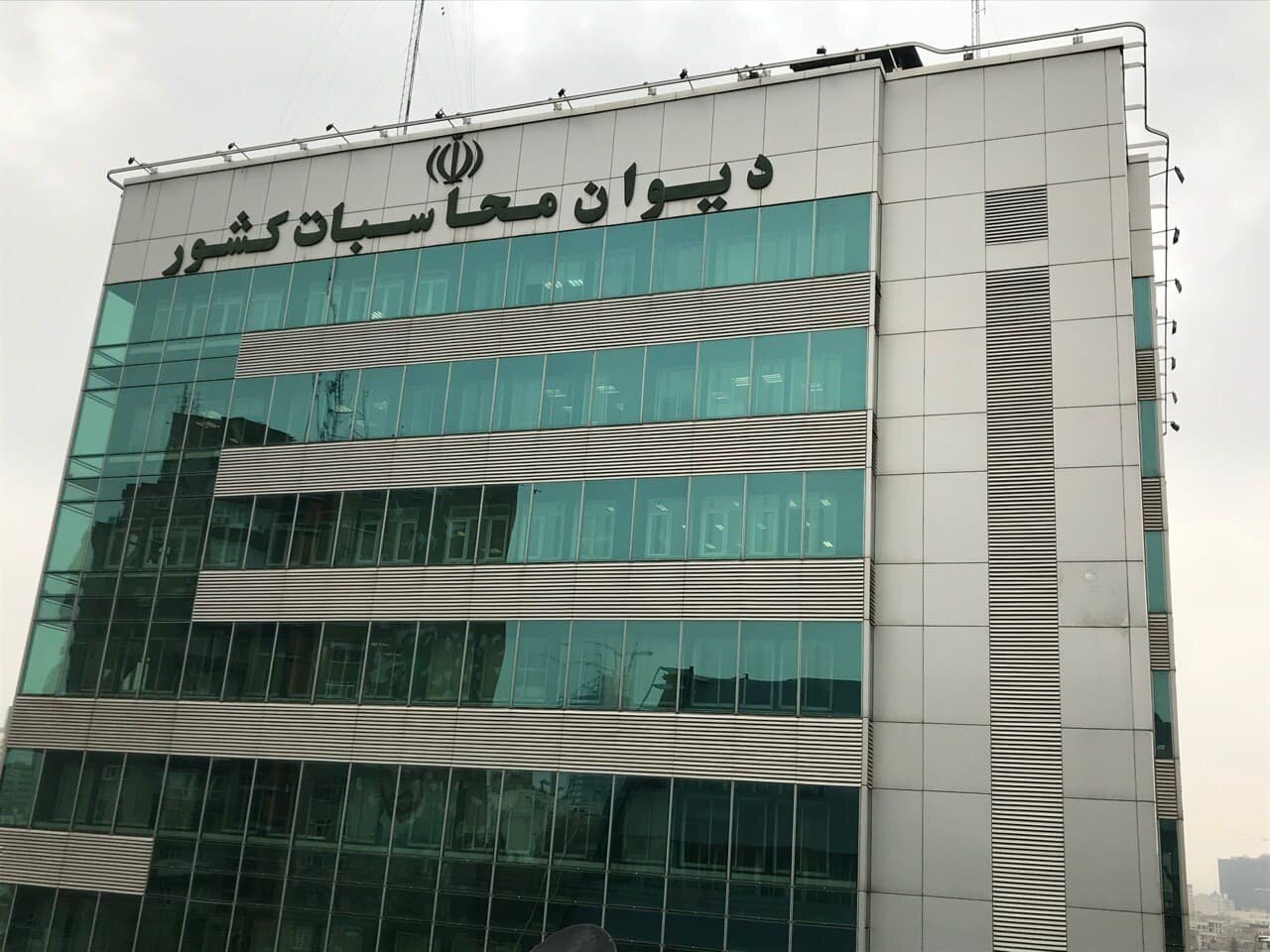 ورود دیوان محاسبات کشور به عدم واریز سهم خرید آمبولانس ورود دیوان محاسبات کشور به عدم واریز سهم خرید آمبولانس