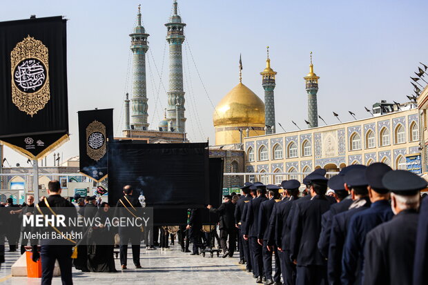 دسته عزاداری خادمان در سالروز شهادت مطهر حضرت معصومه (س)