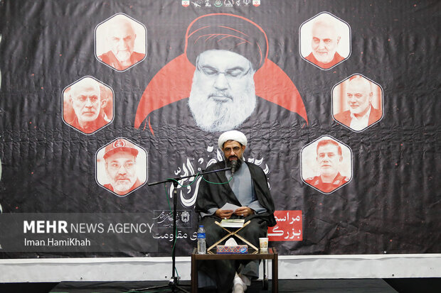 مراسم بزرگداشت شهادت سید حسن نصرالله و شهدای مقاومت در همدان مراسم بزرگداشت شهادت سید حسن نصرالله و شهدای مقاومت در همدان