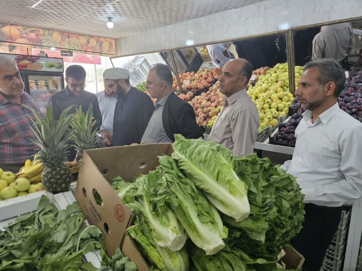 تعزیرات همدان با تخفیفات غیرواقعی پایان سال برخورد میکند تعزیرات همدان با تخفیفات غیرواقعی پایان سال برخورد میکند