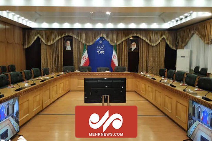 پخش سرود «ای ایران ای مرز پرگهر» در نشست خبری سخنگوی دولت پخش سرود «ای ایران ای مرز پرگهر» در نشست خبری سخنگوی دولت