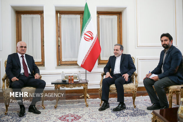 FM Araghchi meeting with Azeri Deputy PM