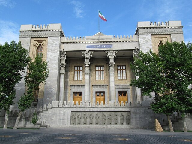 Iran's Foreign Ministry Condemns Attacks on Yemeni Infrastructure