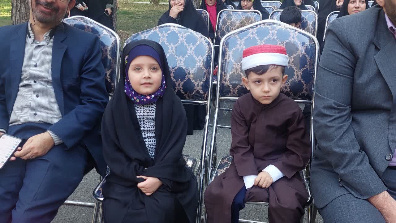 محفل قرآنی «ماه و مهر» در کرج برگزار شد