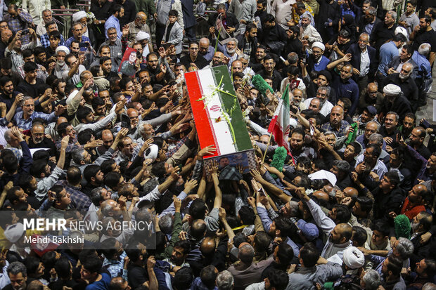 VIDEO: Mashhad hosts mass funeral held for IRGC cmdr.