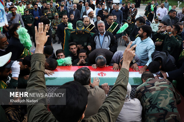 
Funeral for Gen. Nilforoushan in Isfahan