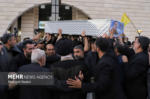 
Funeral for Gen. Nilforoushan in Isfahan