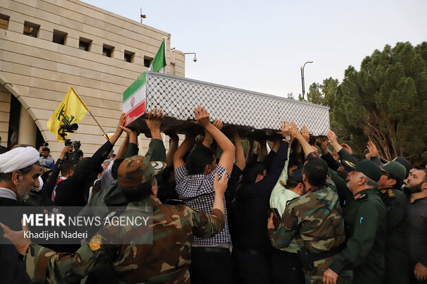 
Funeral for Gen. Nilforoushan in Isfahan