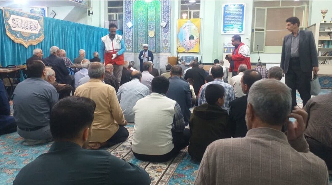 نایینیها ۸۶۰ میلیون به مردم مظلوم غزه و لبنان کمک کردند