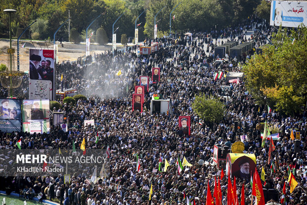 
Funeral for Gen. Nilforourshan in Isfahan