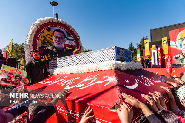 
Funeral for Gen. Nilforourshan in Isfahan