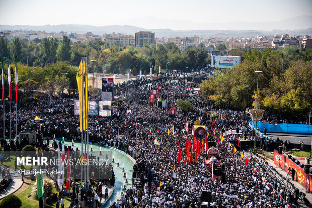 
Funeral for Gen. Nilforourshan in Isfahan