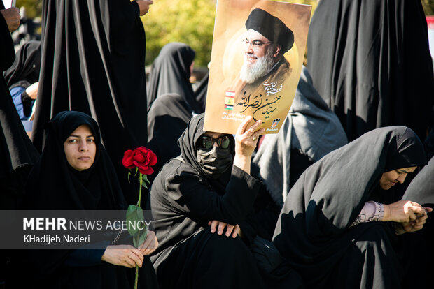 
Funeral for Gen. Nilforourshan in Isfahan