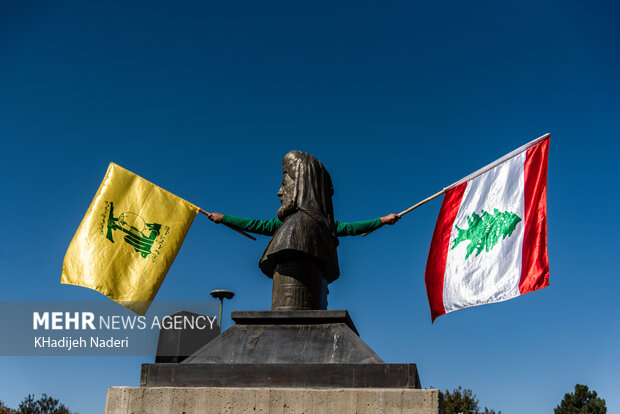 
Funeral for Gen. Nilforourshan in Isfahan