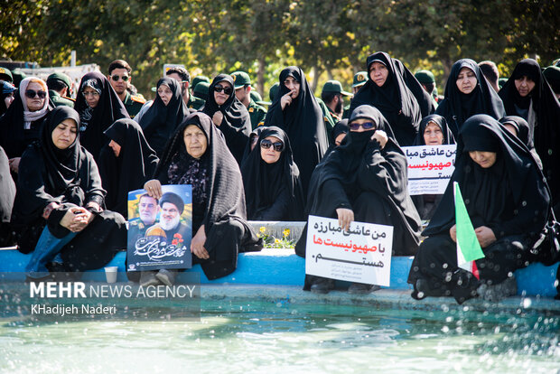 
Funeral for Gen. Nilforourshan in Isfahan