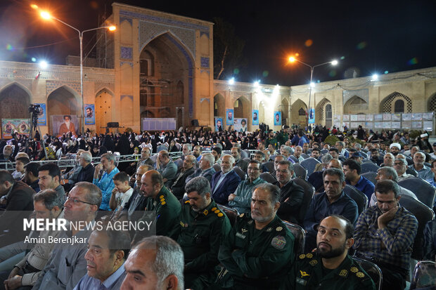 اجلاسیه بزرگداشت شهدای لشکر 19 عملیاتی فجر در شیراز