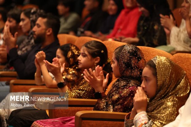 برگزاری همایش ملی صنعت گردشگری "همسنگار" در قشم