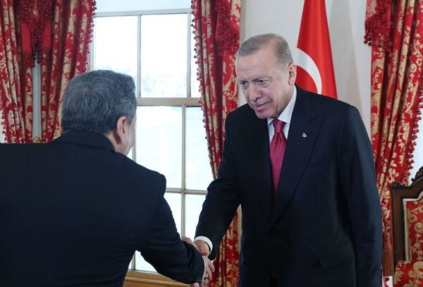 Irakçi, Türkiye Cumhurbaşkanı Erdoğan ile görüştü Irakçi, Türkiye Cumhurbaşkanı Erdoğan ile görüştü