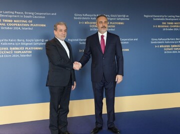 Iran, Turkey FMs discuss regional issues, bilateral ties