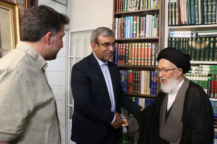 استاندار خراسان رضوی با آیتالله سیدان دیدار کرد استاندار خراسان رضوی با آیتالله سیدان دیدار کرد